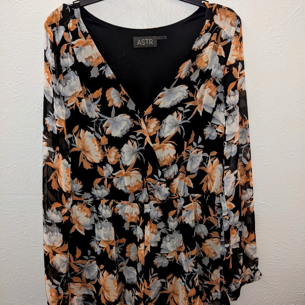 ASTR floral romper large
